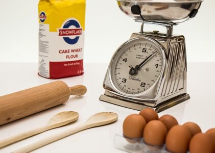 Sådan omregner du nemt gram til deciliter i køkkenet