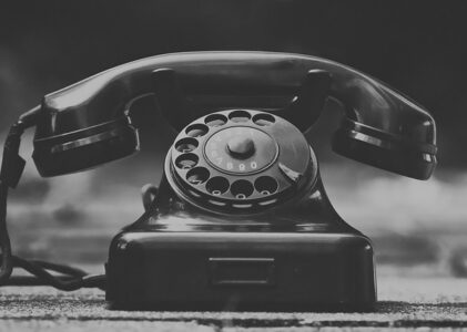 Ukendte fastnetnumre: Er det snyd eller familie?